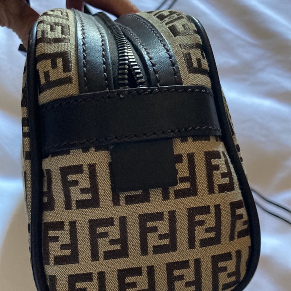 Fendi bag Beige Zucchino-Print Canvas authentic pre-owned. Comes w/sleeper bag. - Picture 6 of 12